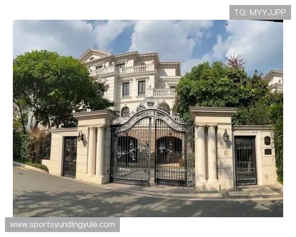 云顶山庄在哪：附近的地标建筑和导航点罗列